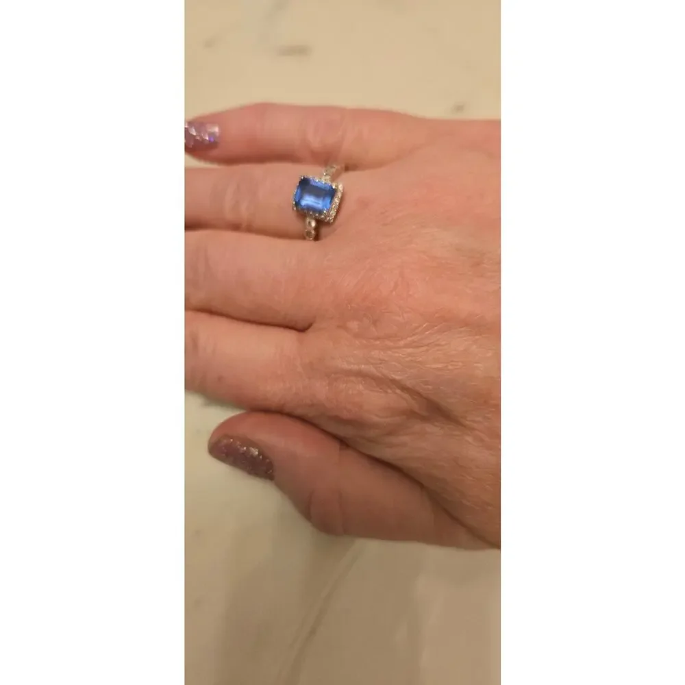 Suzy Levian emerald cut cubic zirconia halo ring size 6.5